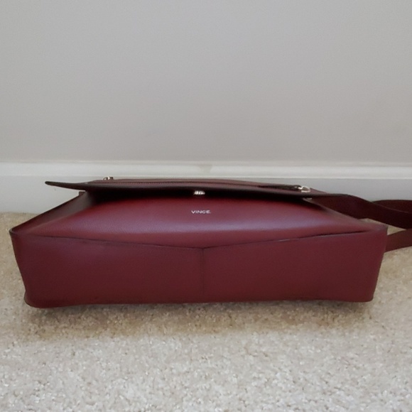 Vince Shoulder Bag - Picture 4 of 8